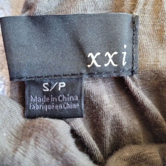 Forever 21 sleeveless top size s/p - Picture 4 of 5